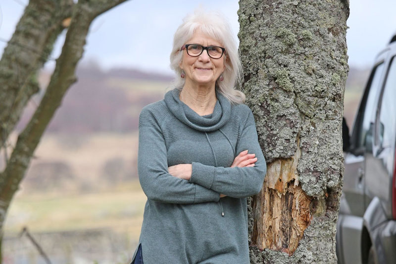 Η Jo Cameron