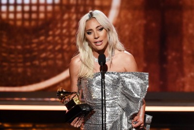 η lady gaga στην ομιλία της για την ψυχική υγεία στα βραβεία grammy